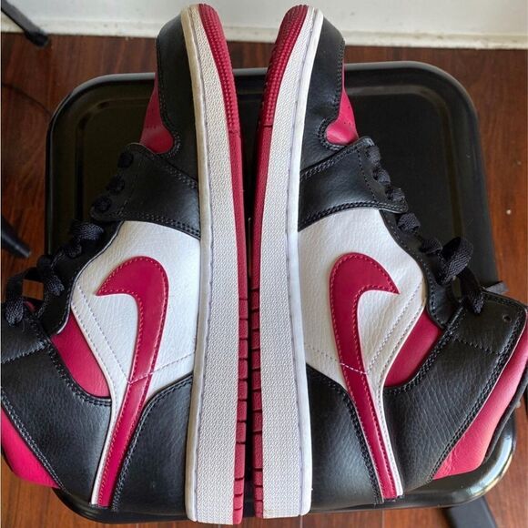 Nike air Jordan 1 bred  mid Nike dunk jordan White GYM RED Black - Picture 3 of 4